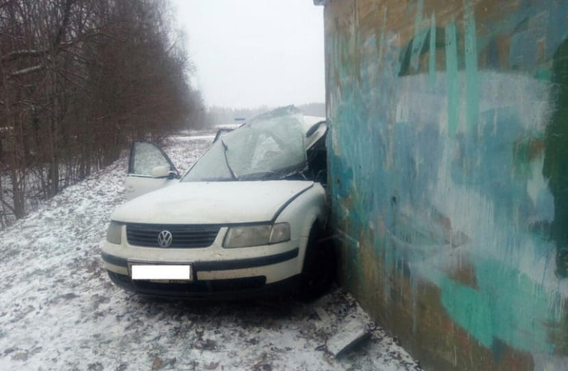 24-летний мужчина спасен при ДТП в Ошмянском районе