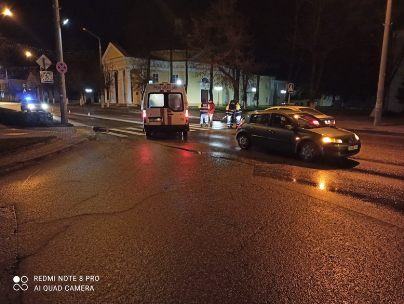 В центре Лиды под колеса авто попал пешеход